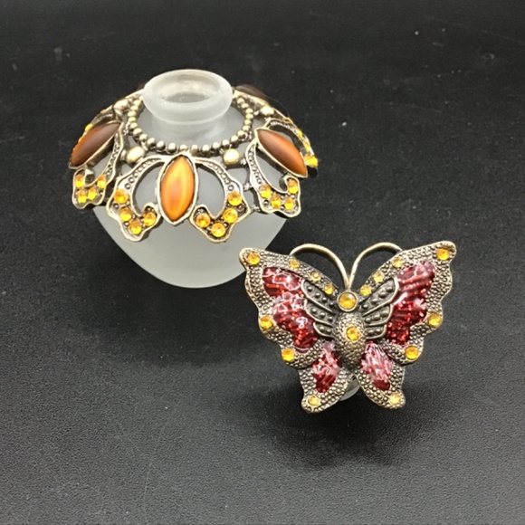 Perfume Bottle Retro Frosted Butterfly enamelled jewelled Lid Perfume Bottle - Picture 6 of 7